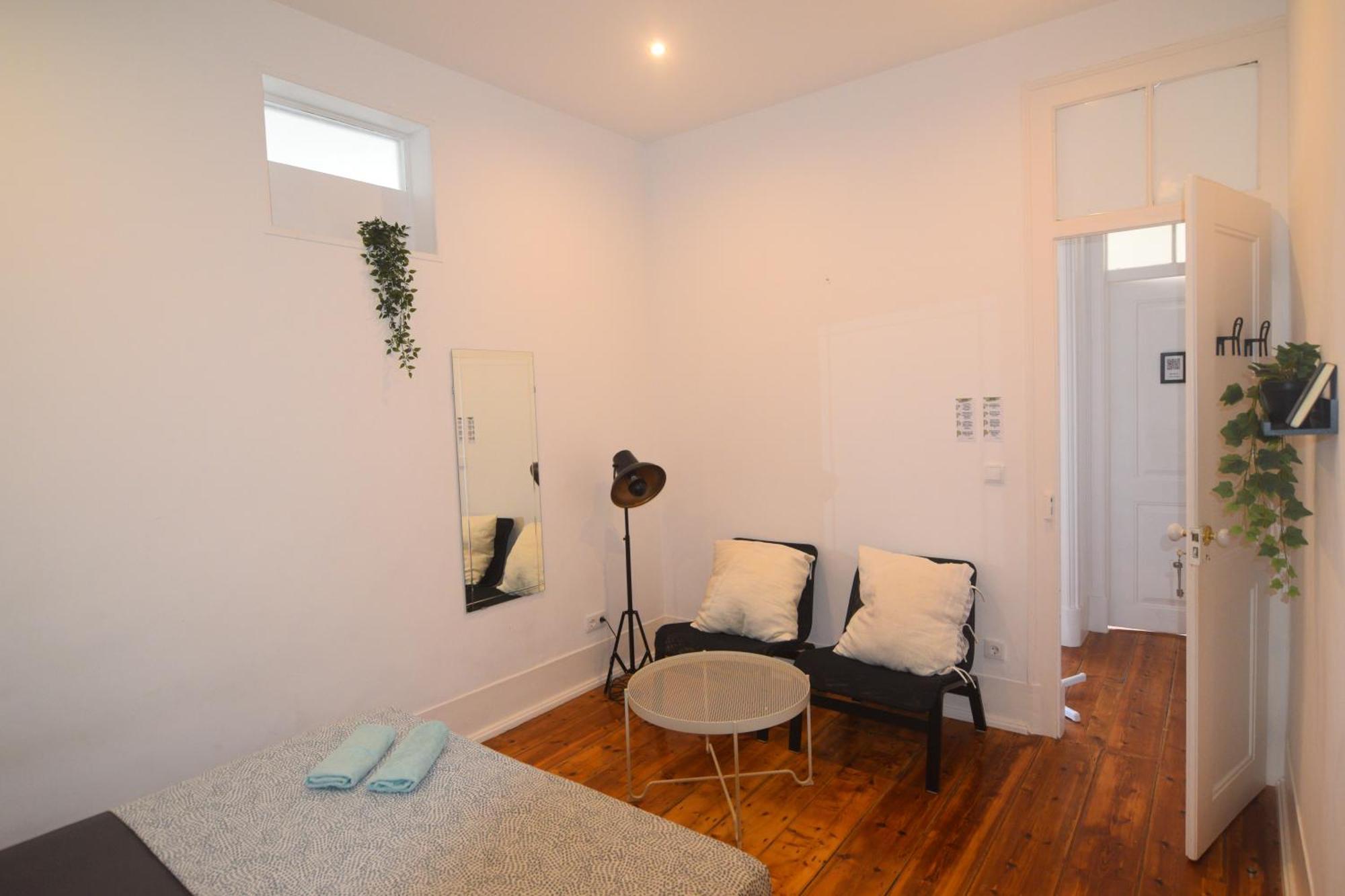 Embassy Arriaga Private Elegance Rooms In Stylish Shared Apartment Lisbon Luaran gambar