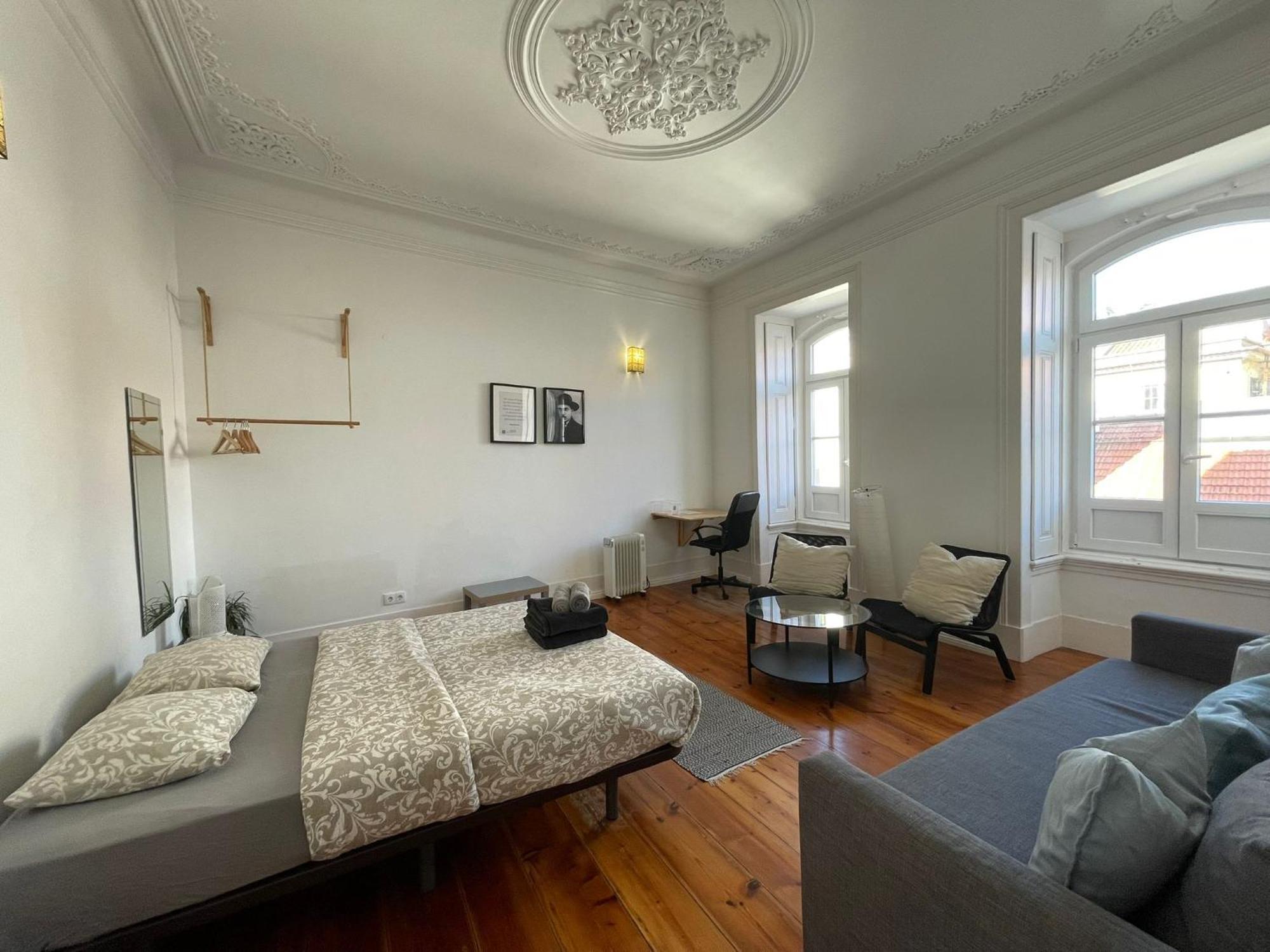 Embassy Arriaga Private Elegance Rooms In Stylish Shared Apartment Lisbon Luaran gambar